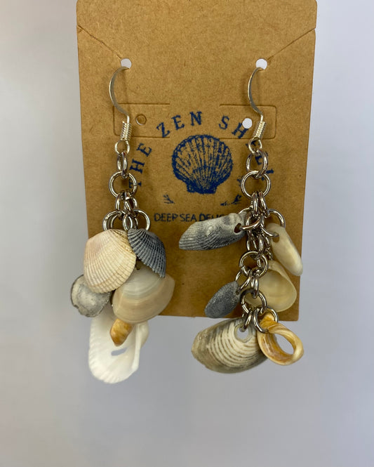 Dangle Shells Earrings